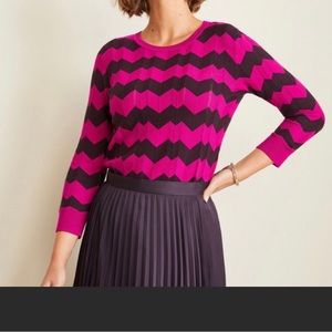 Ann Taylor pink &gray chevron pullover sweater S